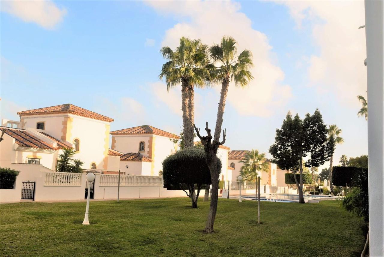 Fabulous 2 Bed 2 Bath Apartment ! Villamartin  Exterior foto