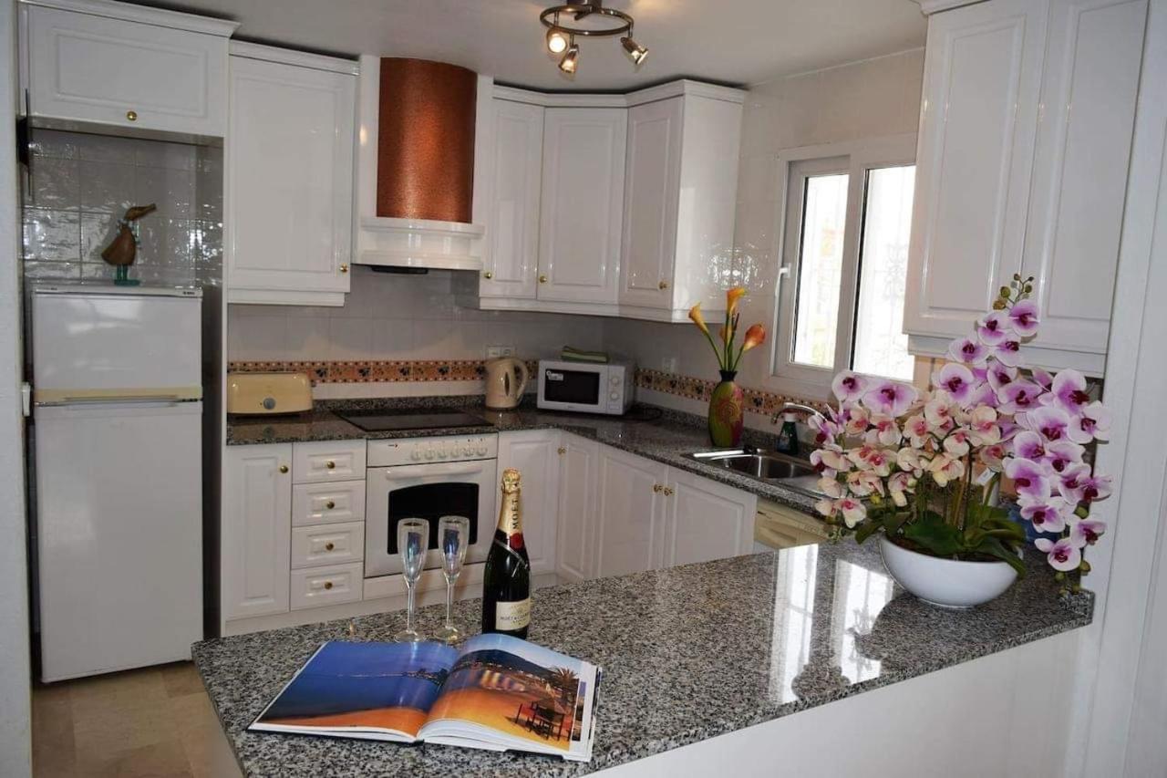 Fabulous 2 Bed 2 Bath Apartment ! Villamartin  Exterior foto
